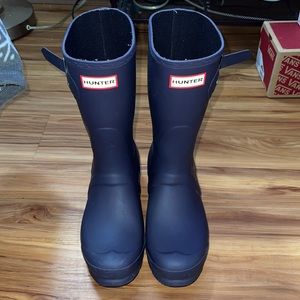 Navy Blue Hunter Rain Boots ☔️